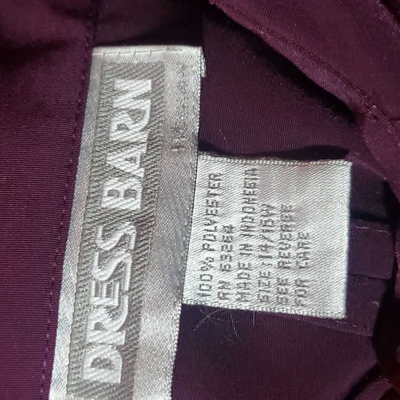 Dress Barn Women's Vintage Burgandy Embroidered Long Sleeve Button Up Blouse - Picture 8 of 10